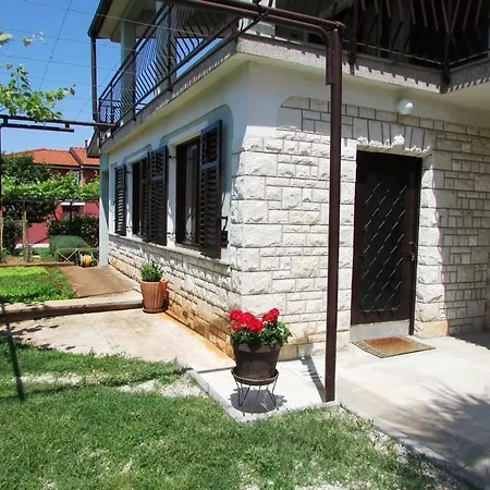 Paliska Apartment
