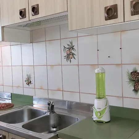 Paliska Apartment *