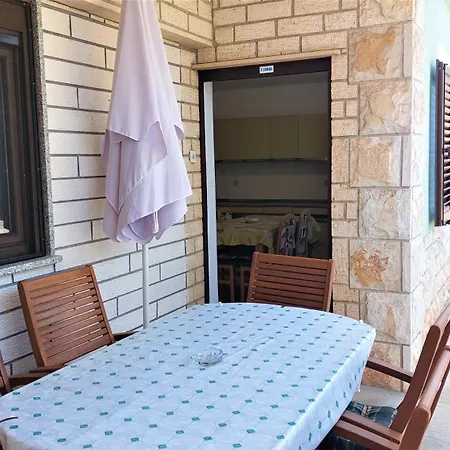 Apartment Paliska *